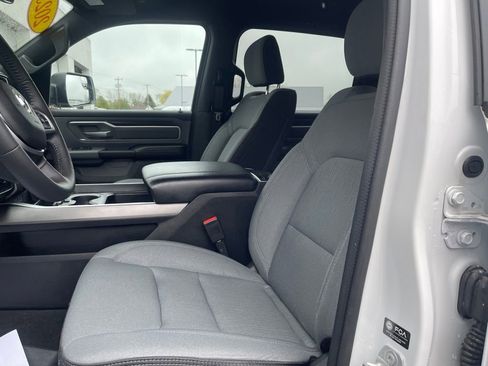 Used 2023 RAM 1500 Big Horn AWD/4WD image 11