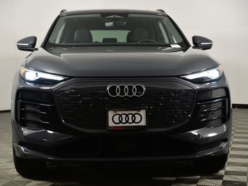 Used 2025 Audi Q6 e-tron Premium w/ Convenience Package image 6