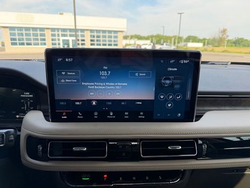 Used 2023 Lincoln Nautilus Reserve w/ Equipment Group 201A AWD/4WD image 12