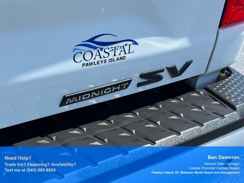 Used 2024 Nissan Titan SV w/ SV Convenience Package RWD image 27