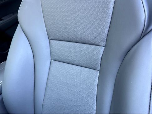 Used 2026 Nissan Rogue SV w/ SV Premium Package FWD image 5