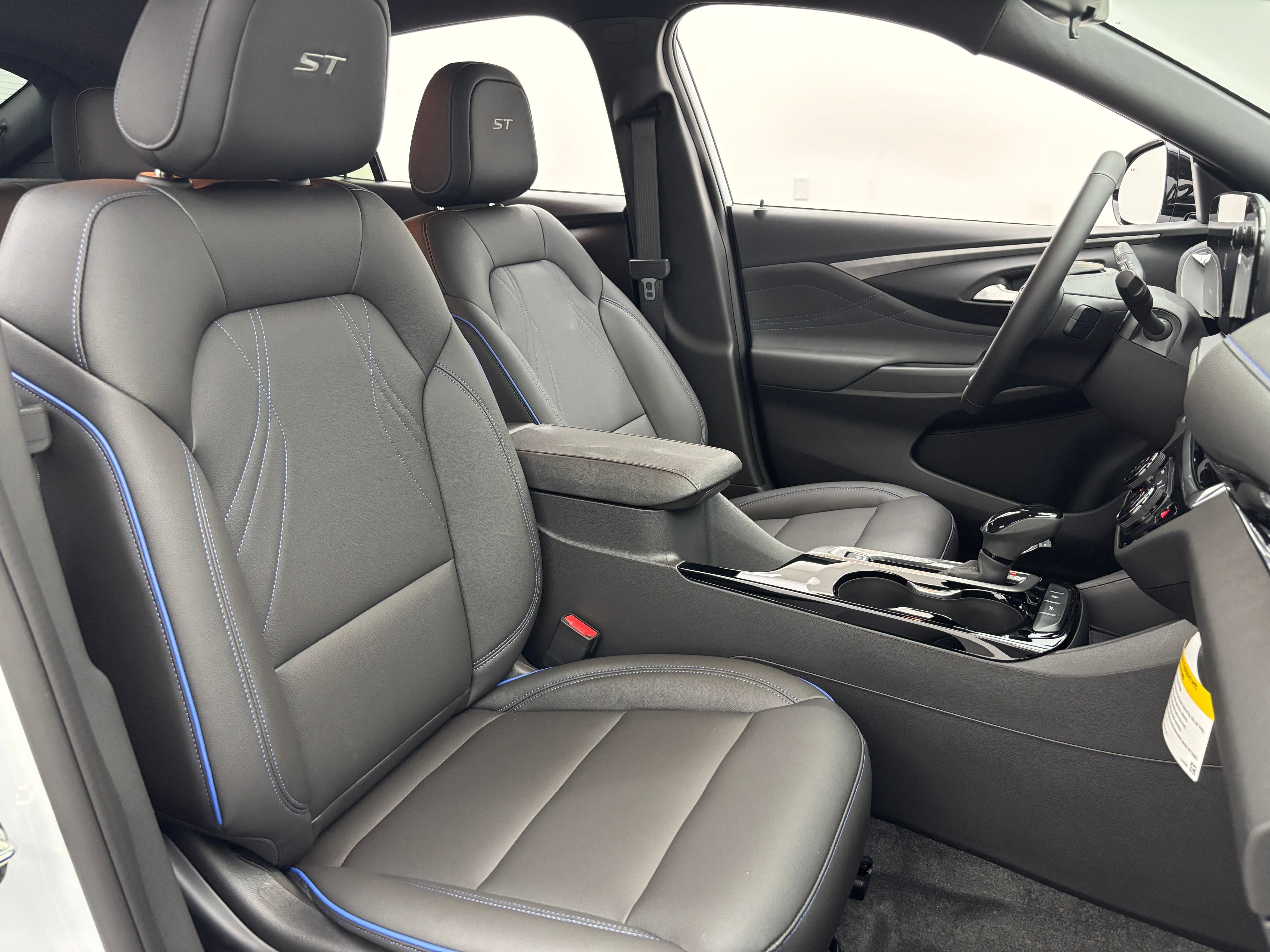 New 2026 Buick Envista Sport Touring w/ Convenience I Package FWD image 30