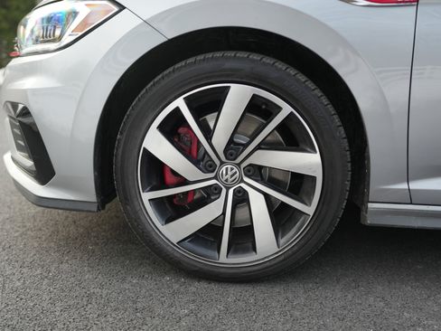 Used 2019 Volkswagen Jetta GLI Autobahn image 11