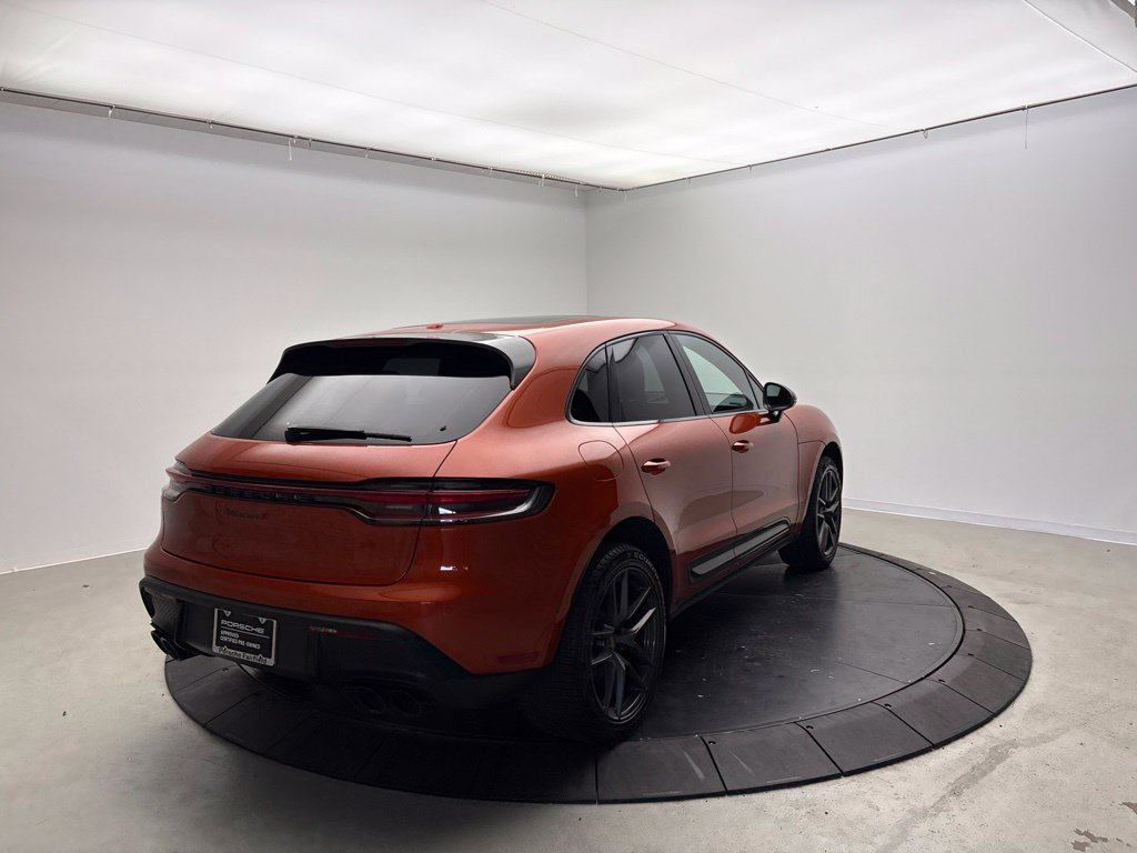 Certified 2023 Porsche Macan Turbo AWD/4WD image 7