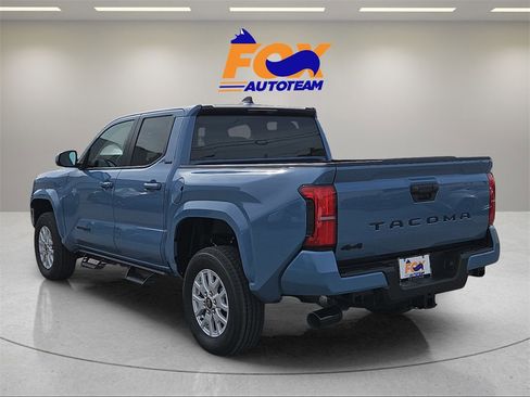 New 2026 Toyota Tacoma SR5 image 3