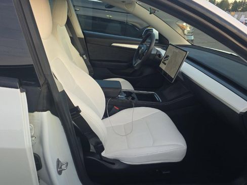 Used 2022 Tesla Model 3 Performance image 7