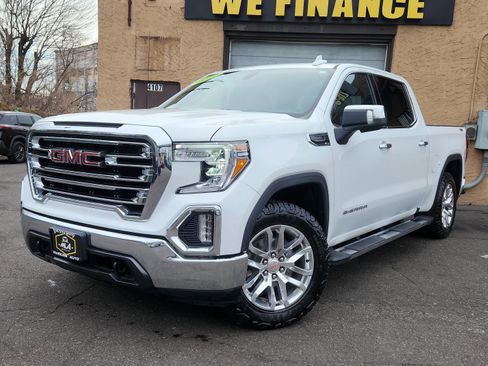Used 2022 GMC Sierra 1500 SLT w/ SLT Convenience Package image 1