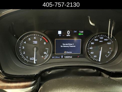 Used 2024 Cadillac XT5 Premium Luxury w/ Technology Package FWD image 6