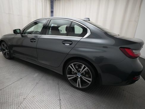 Used 2022 BMW 330e xDrive w/ Premium Package AWD/4WD image 34