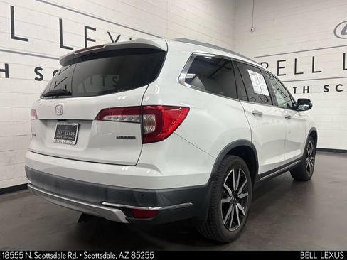 Used 2021 Honda Pilot Touring image 3