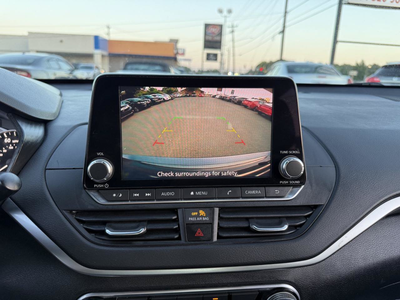 Used 2021 Nissan Altima 2.5 SV FWD image 16