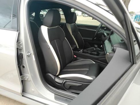 Used 2025 Kia K5 GT-Line w/ GT-Line Premium Package image 20