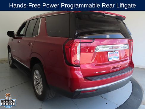 Used 2024 GMC Yukon SLT AWD/4WD image 6