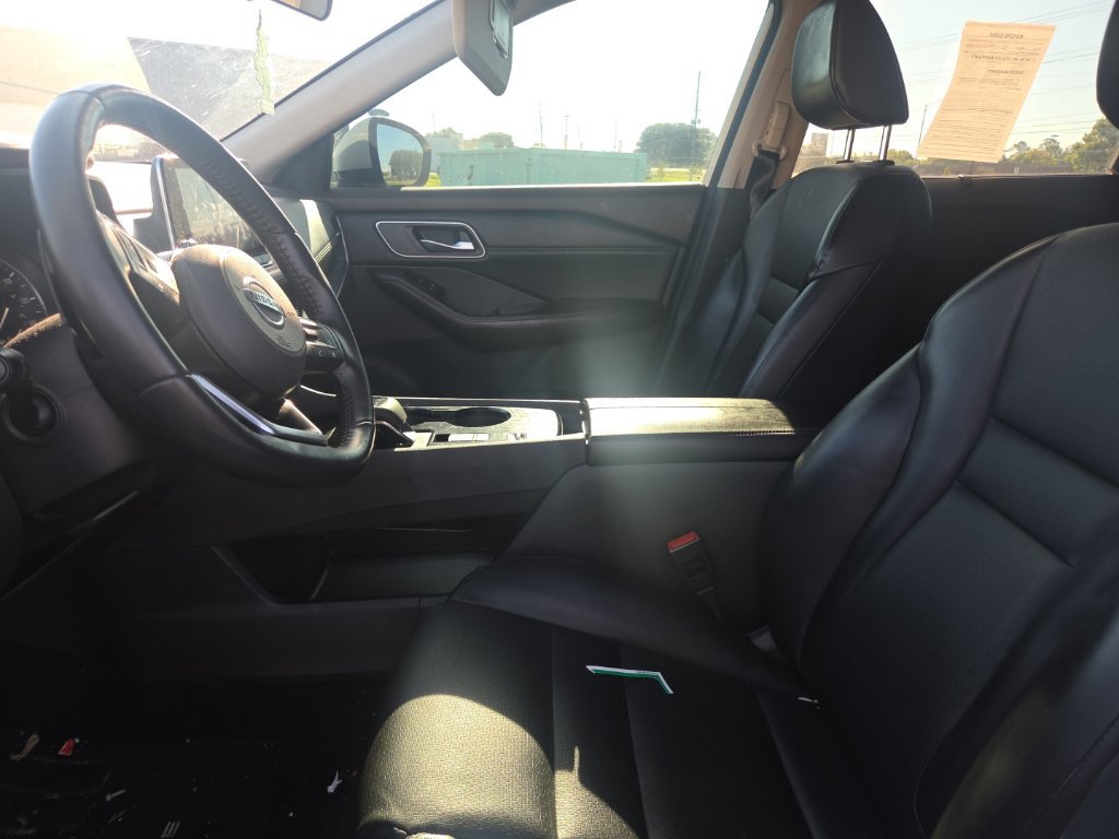 Used 2021 Nissan Rogue SV w/ Premium Package FWD image 20