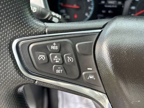 Used 2021 Chevrolet Equinox LS w/ LS Convenience Package AWD/4WD image 16