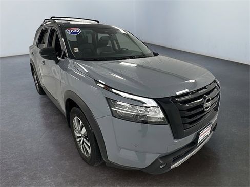 Certified 2022 Nissan Pathfinder SL w/ Lighting Package (N92) image 1