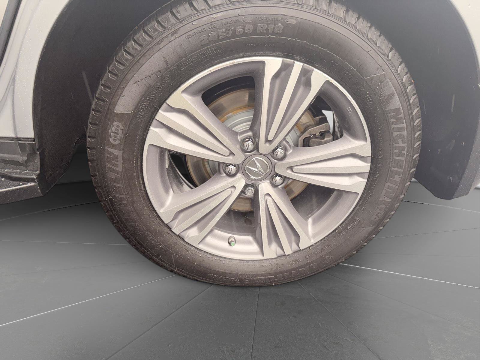 Used 2020 Acura MDX SH-AWD image 11