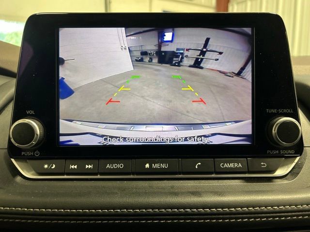 Used 2023 Nissan Rogue SV AWD/4WD image 31