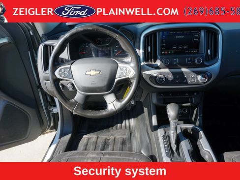 Used 2022 Chevrolet Colorado LT w/ Fleet Safety Package AWD/4WD image 12