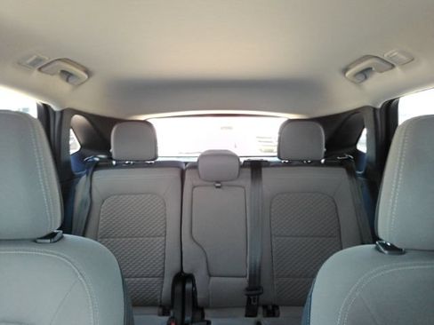 Used 2020 Ford Escape SE FWD image 25