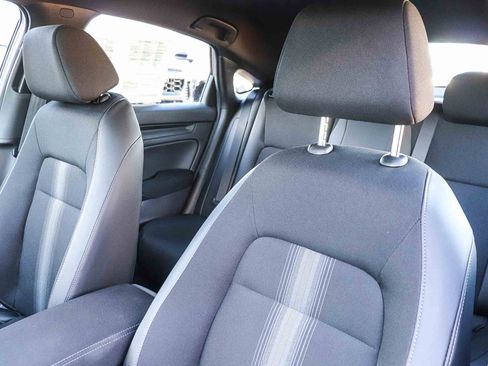 Used 2025 Honda Civic Sport image 22