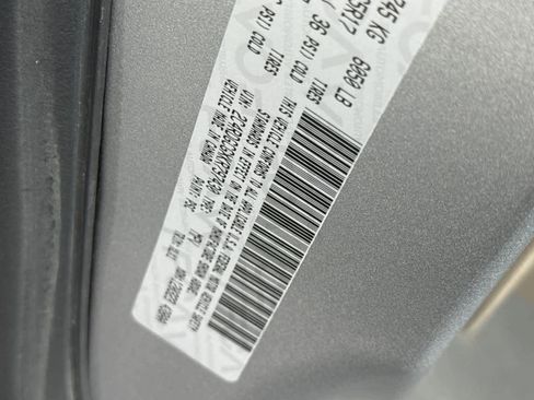 Used 2019 Dodge Grand Caravan SXT FWD image 32