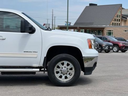 Used 2013 GMC Sierra 2500 SLT w/ SLT Convenience Package AWD/4WD image 10