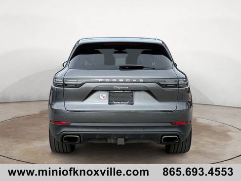 Used 2020 Porsche Cayenne image 4