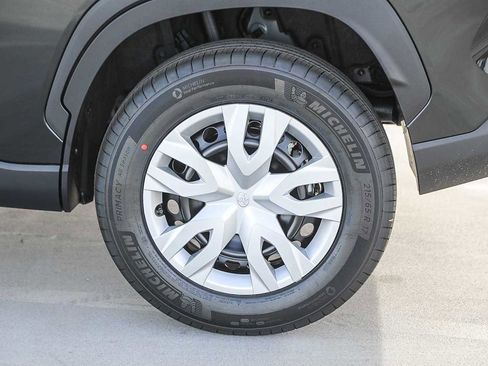 New 2026 Toyota Corolla Cross L image 11