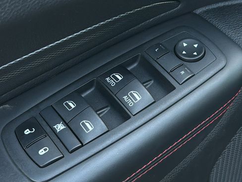 Used 2024 Dodge Durango GT AWD/4WD image 23