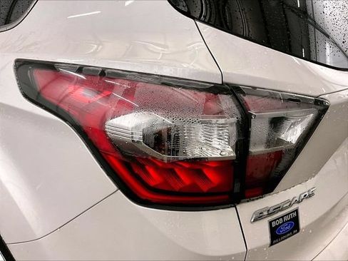 Used 2017 Ford Escape Titanium w/ Equipment Group 301A AWD/4WD image 29