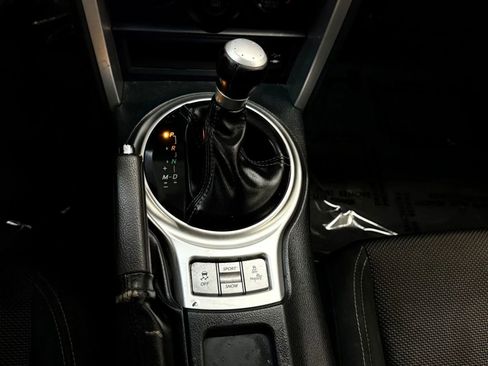Used 2018 Toyota 86 RWD image 29
