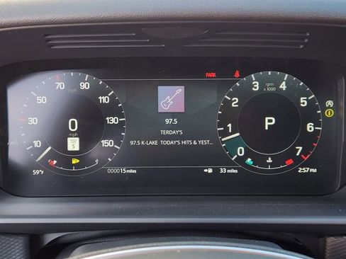 New 2026 Land Rover Discovery Limited Edition AWD/4WD image 11
