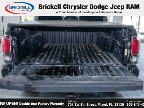 Used 2020 Toyota Tacoma SR w/ SR Convenience Package RWD image 9
