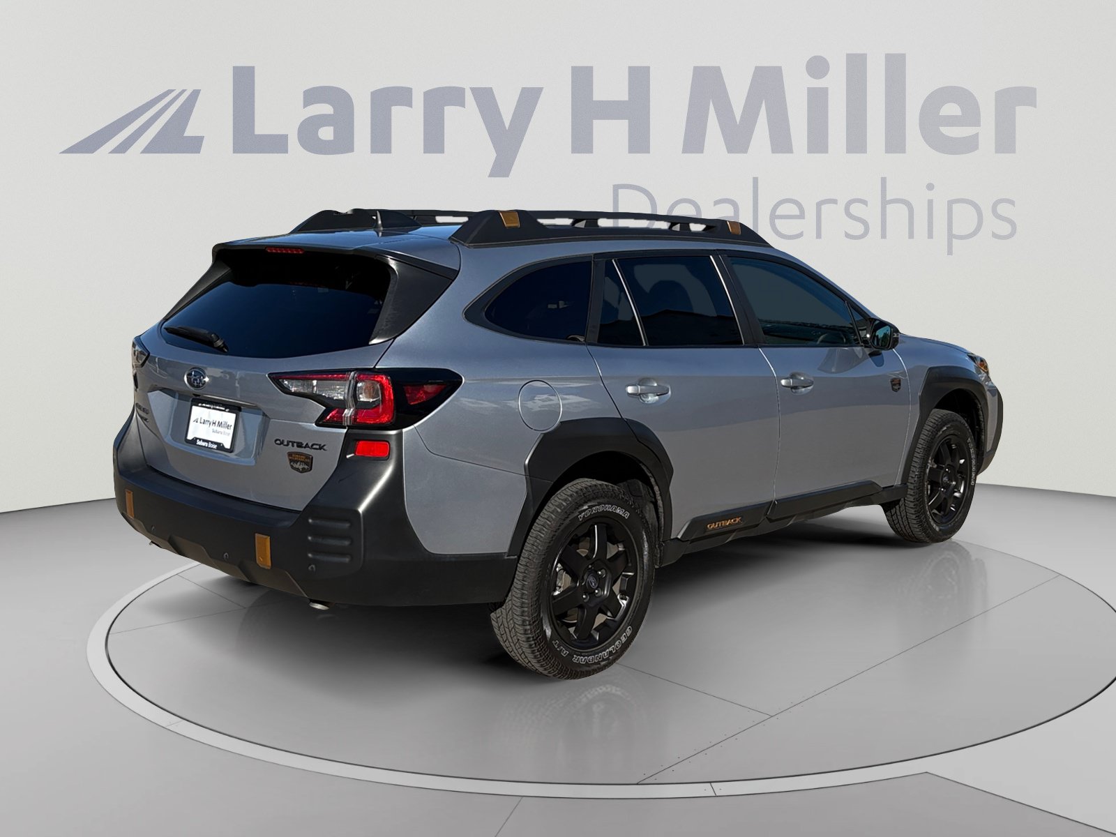 Used 2025 Subaru Outback Wilderness AWD/4WD image 5