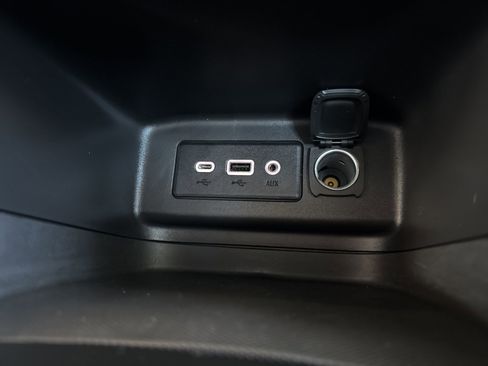 Used 2024 Chevrolet Equinox LS image 26