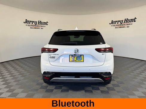 Used 2023 Buick Envision Essence w/ Technology Package I image 8