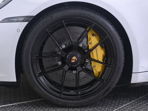 Certified 2026 Porsche 911 Carrera 4 GTS AWD/4WD image 11