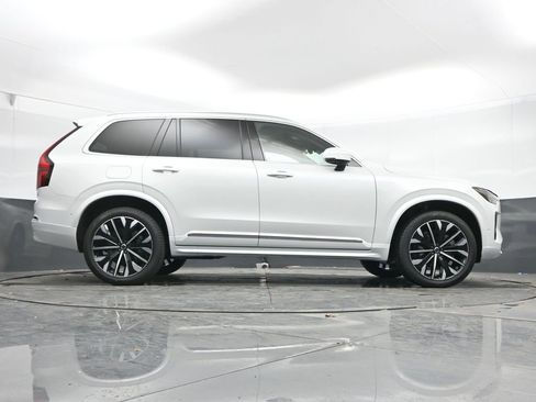 New 2026 Volvo XC90 B6 Plus w/ Protection Package image 36