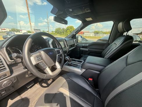 Used 2018 Ford F150 Platinum w/ Equipment Group 701A Luxury AWD/4WD image 14