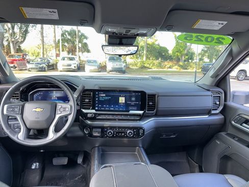 Used 2025 Chevrolet Silverado 2500 LTZ w/ LTZ Premium Package image 20