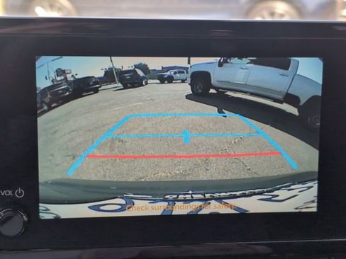 Used 2024 Toyota Corolla SE w/ SE Premium Package image 20