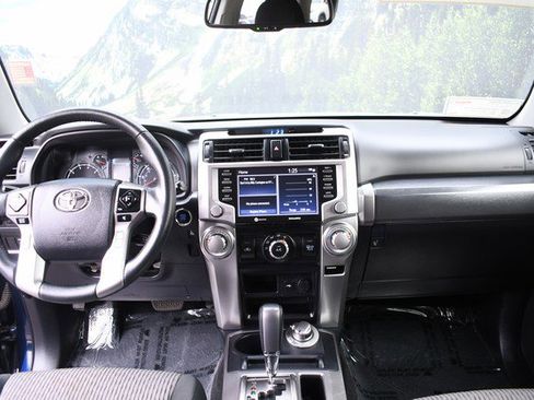 Certified 2024 Toyota 4Runner SR5 AWD/4WD image 18