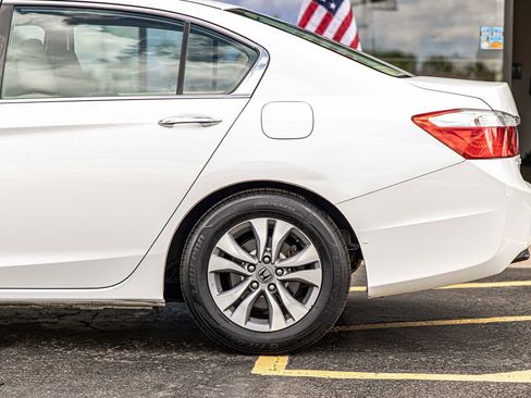 Used 2014 Honda Accord LX image 7