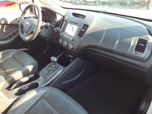 Used 2016 Kia Forte EX w/ EX Premium Package image 19