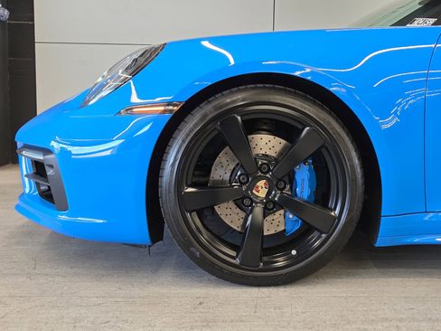 Certified 2024 Porsche 911 Targa 4S AWD/4WD image 9