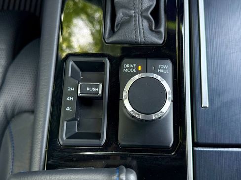 Used 2023 Toyota Sequoia Platinum AWD/4WD image 24