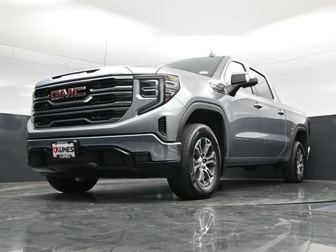 Used 2025 GMC Sierra 1500 SLT AWD/4WD image 57