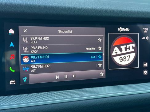 Used 2025 Porsche Cayenne Coupe image 18