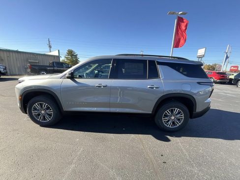 New 2026 Chevrolet Traverse LT image 4